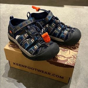 Keen Kids Newport H2 Smokey Bear Navy and Orange Adventure Sandals 13